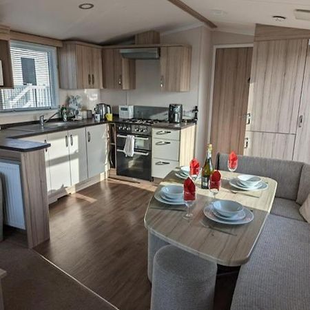 Hotel Sleeps 6 Modern And Bright Caravan Littlesea Haven Weymouth Zewnętrze zdjęcie